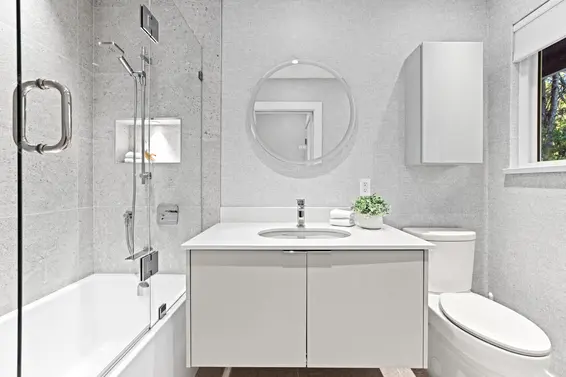 5540 Marine Drive, West Vancouver For Sale - image 17