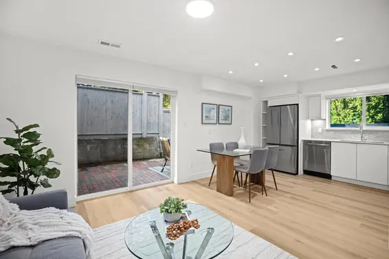 5540 Marine Drive, West Vancouver For Sale - image 24