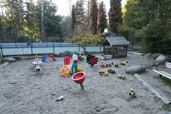 5540 Marine Drive, West Vancouver For Sale - image 38