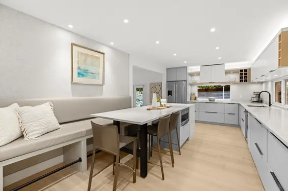 5540 Marine Drive, West Vancouver For Sale - image 8