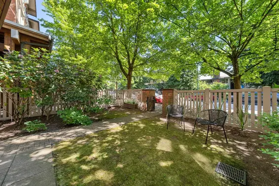 101 2601 Whiteley Court, North Vancouver For Sale - image 12