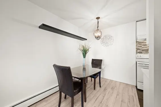 203 131 West 4th Street, North Vancouver For Sale - image 5