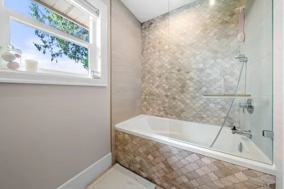 1259 West Keith Road, North Vancouver For Sale - image 31