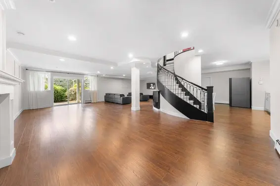 1259 West Keith Road, North Vancouver For Sale - image 38