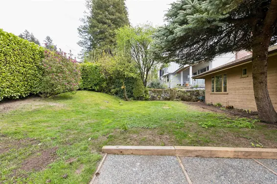 1092 Duchess Avenue, West Vancouver For Sale - image 33