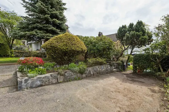 1092 Duchess Avenue, West Vancouver For Sale - image 35