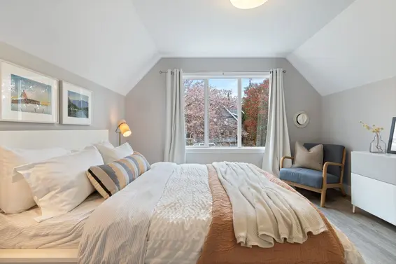 261 East 4th Street, North Vancouver For Sale - image 16