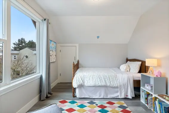 261 East 4th Street, North Vancouver For Sale - image 20