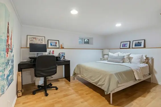 261 East 4th Street, North Vancouver For Sale - image 28