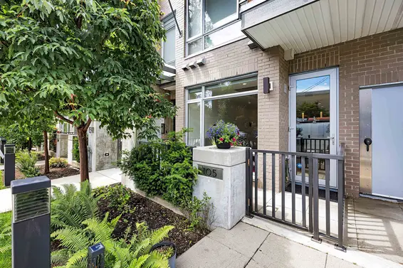 105 1591 Bowser Avenue, North Vancouver