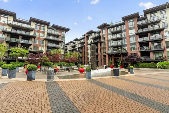 423 723 West 3rd Street, North Vancouver