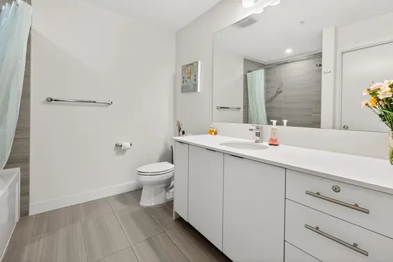423 723 West 3rd Street, North Vancouver For Sale - image 18