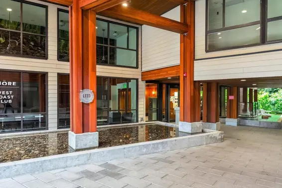 423 723 West 3rd Street, North Vancouver For Sale - image 2