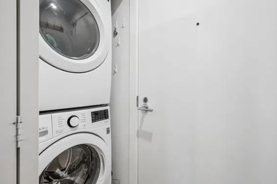 201 1519 Crown Street, North Vancouver For Sale - image 21