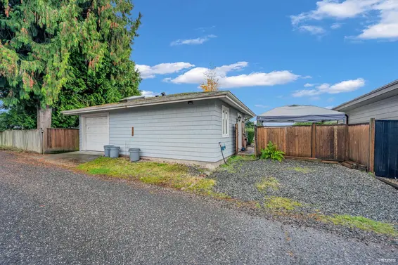 628 East 7th Street, North Vancouver For Sale - image 11