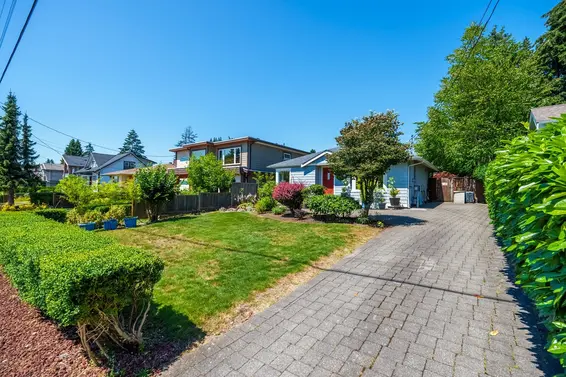 628 East 7th Street, North Vancouver For Sale - image 2