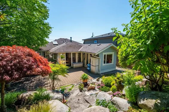 628 East 7th Street, North Vancouver For Sale - image 7