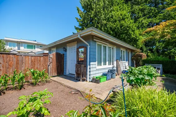 628 East 7th Street, North Vancouver For Sale - image 8