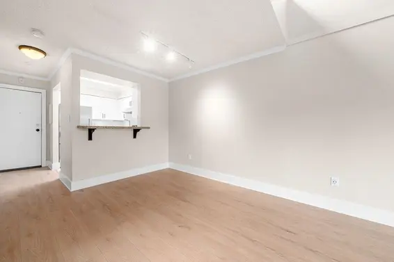 301 235 West 4th Street, North Vancouver For Sale - image 11