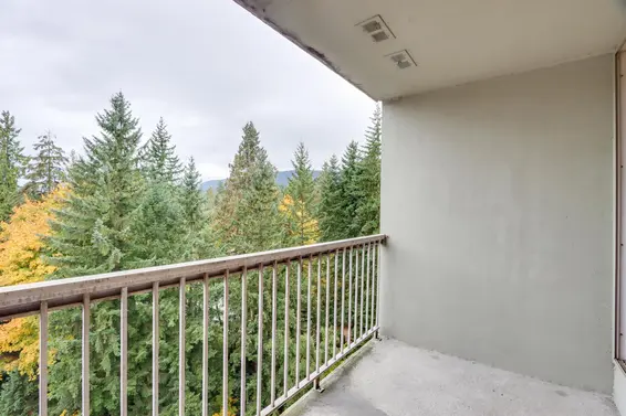 1212 2016 Fullerton Avenue, North Vancouver For Sale - image 2