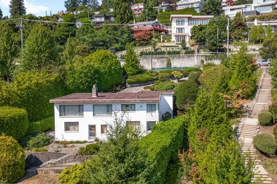 940 Keith Road, West Vancouver For Sale - image 10