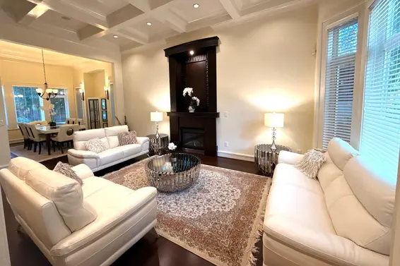 1017 Canyon Boulevard, North Vancouver For Sale - image 3