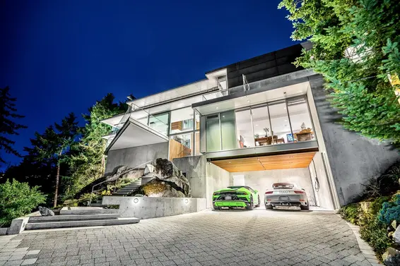 4249A Rockbank Place, West Vancouver For Sale - image 3
