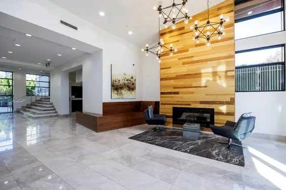 301 2665 Mountain Highway, North Vancouver For Sale - image 2