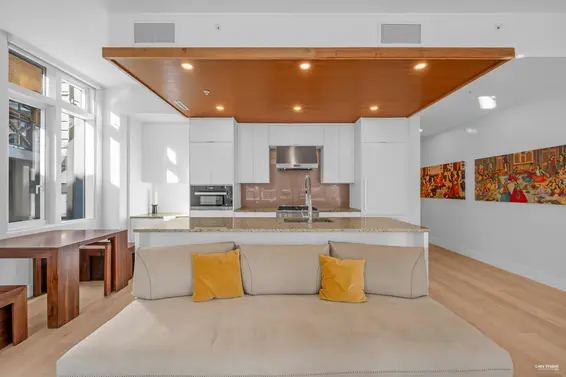 203 6697 Nelson Avenue, West Vancouver For Sale - image 3