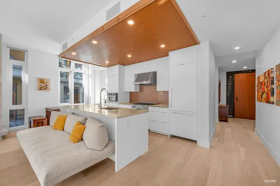 203 6697 Nelson Avenue, West Vancouver For Sale - image 4