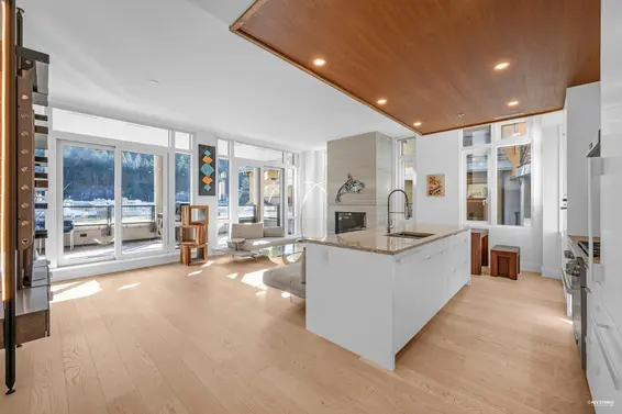 203 6697 Nelson Avenue, West Vancouver For Sale - image 9