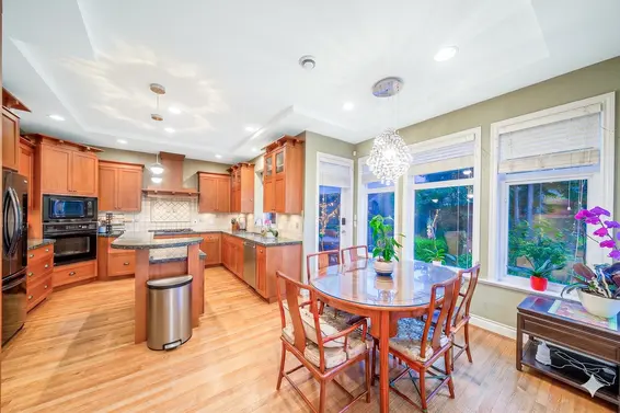 550 Keith Road, West Vancouver For Sale - image 14