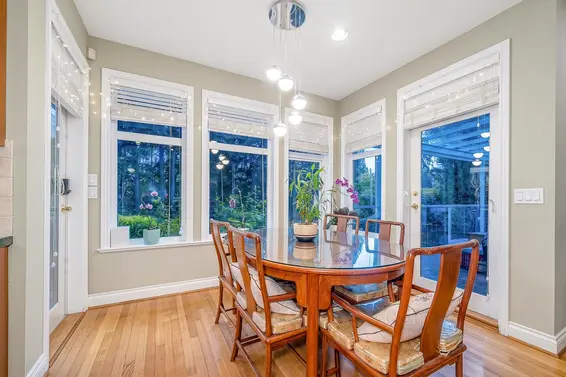 550 Keith Road, West Vancouver For Sale - image 15