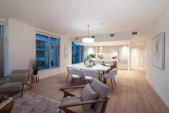 520 755 Harbourside Drive, North Vancouver For Sale - image 14