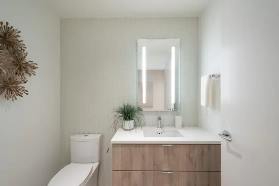 520 755 Harbourside Drive, North Vancouver For Sale - image 30