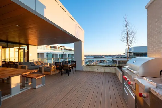 520 755 Harbourside Drive, North Vancouver For Sale - image 32