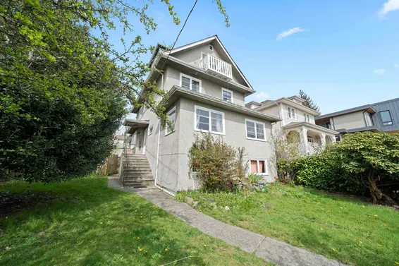 444 East 6Th Street, North Vancouver