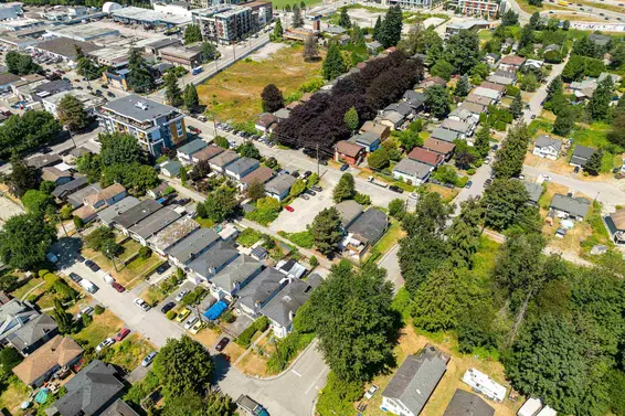 1547 Crown Street, North Vancouver For Sale - image 11