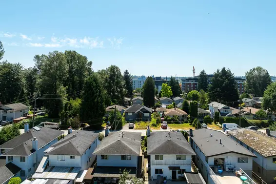 1547 Crown Street, North Vancouver For Sale - image 18