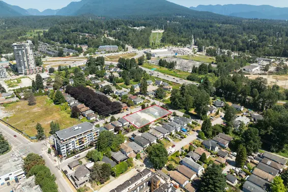 1547 Crown Street, North Vancouver For Sale - image 3
