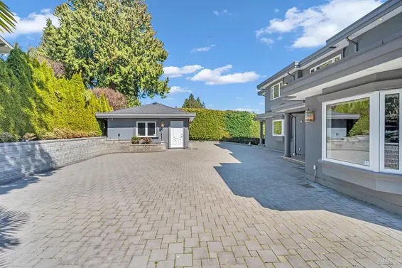 1195 Renton Place, West Vancouver For Sale - image 38