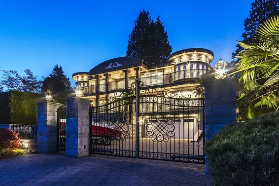 1195 Renton Place, West Vancouver For Sale - image 4