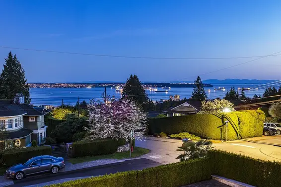 1195 Renton Place, West Vancouver For Sale - image 5