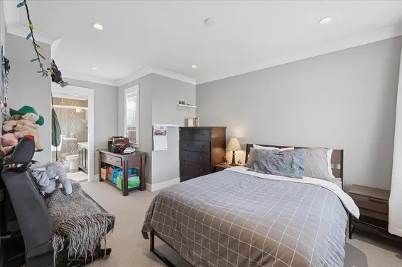 1152 Wellington Drive, North Vancouver For Sale - image 26