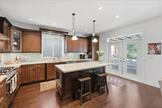 1152 Wellington Drive, North Vancouver For Sale - image 9