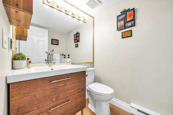 103 245 West 15th Street, North Vancouver For Sale - image 10