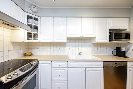 201 1140 Strathaven Drive, North Vancouver For Sale - image 10