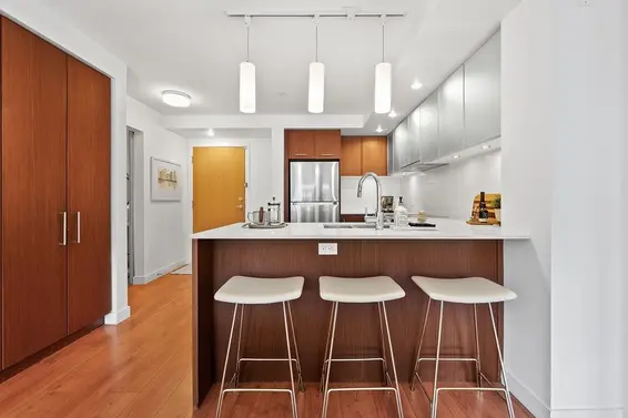 304 221 East 3rd Street, North Vancouver For Sale - image 12