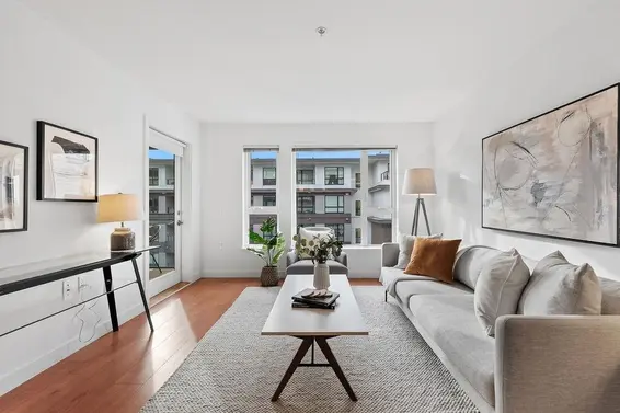 304 221 East 3rd Street, North Vancouver For Sale - image 8