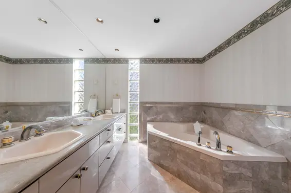 600 1689 Duchess Avenue, West Vancouver For Sale - image 20